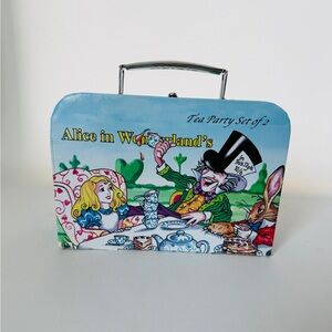 Paul Cardew Alice in Wonderland Tea Party Set of 2 - Porcelain Cups